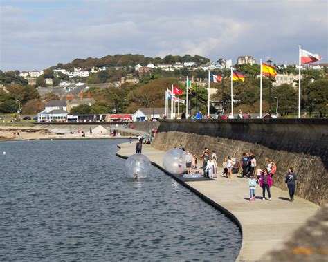 clevedon marine lake webcam|clevedon marine lake swimming.